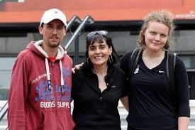 À Roland-Garros, avec de jeunes champions de tennis autistes